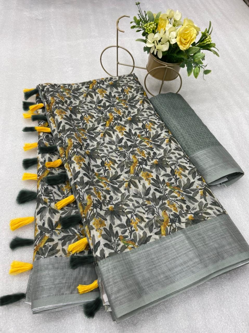 Gadwal Saree with Contrast Pallu | South Indian Silk Tradition
