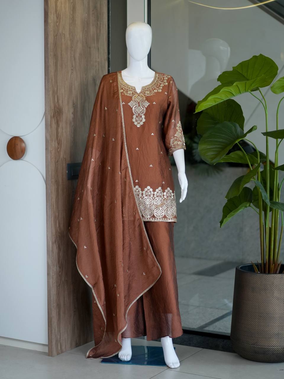 Mirror Work Kurti Pant Set | Gujarati Festive Ethnic Wear