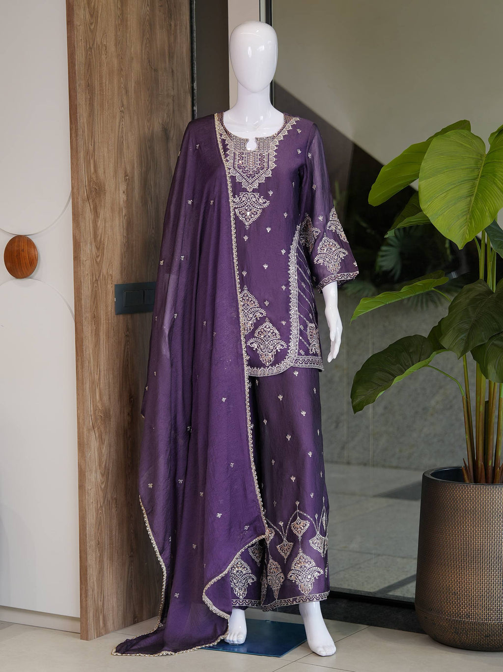 Chikankari Kurti Pant Set | Lucknowi Traditional Ethnic Wear
